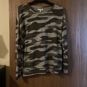 NWT size L Camo top.